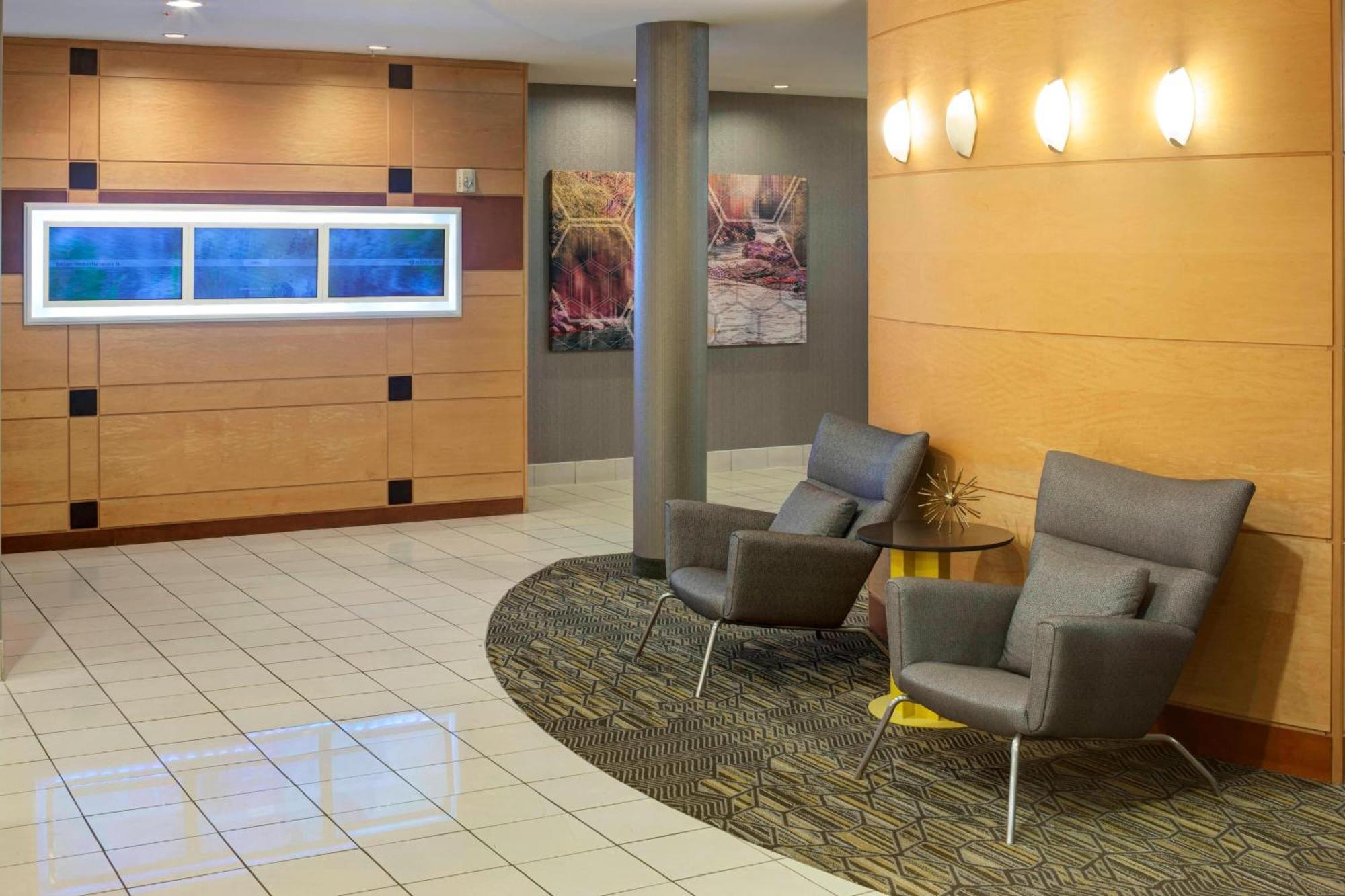 Springhill Suites Columbus Exterior photo